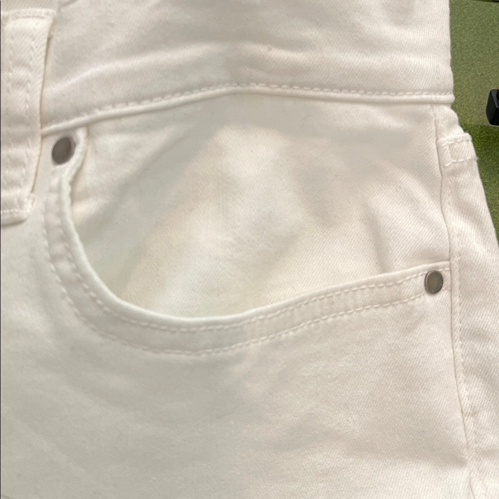 a.n.a High-Rise Flare White Jeans 16 Tall 31” Inseam pockets front and back - Picture 12 of 15
